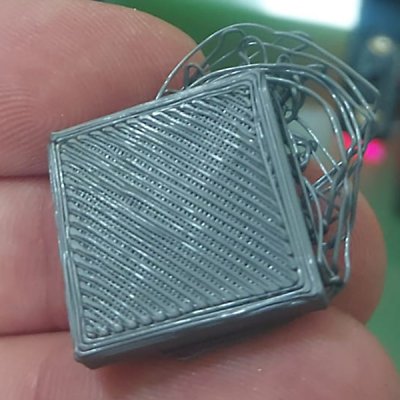 Linhas separadas na primeira camada