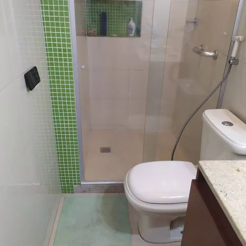 Suporte para celular para prender na parede